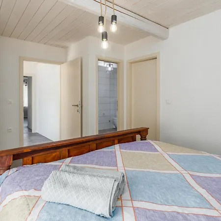 Rosa Kringa Tatil Evi *