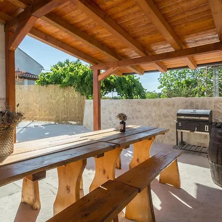 Rosa Kringa Tatil Evi