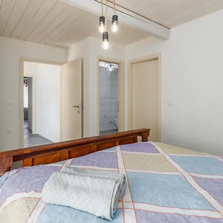 Rosa Kringa Holiday home *