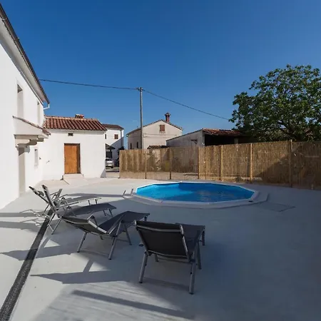 Ferienhaus Rosa Kringa *